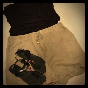 Olive Linen Ellen Tracy Shorts w/drawstring